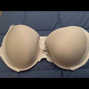 NWT Victoria’s Secret 38D Bra